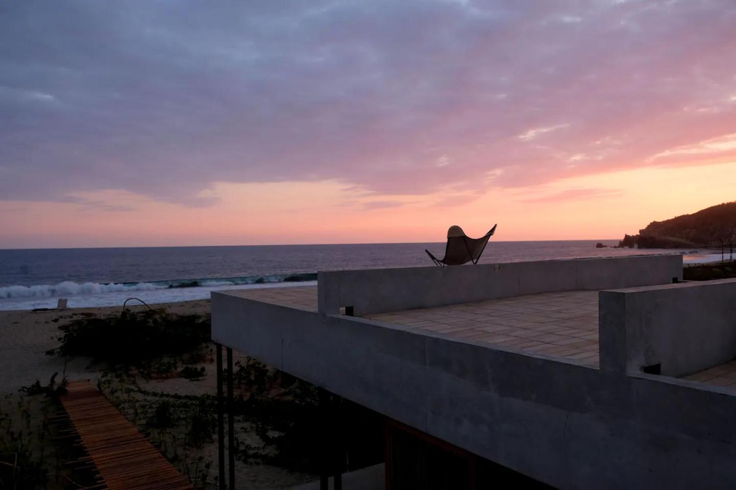 פוארטו אסקונדידו Casa Matilda, Cerca De Casa Wabi Y Hotel Terrestre מראה חיצוני תמונה
